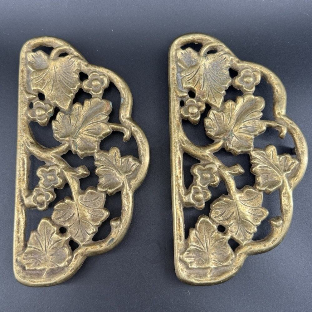 Vintage Barvin Cast Brass Trivet Leaf Foliage Pot Holder Footed Set Of Two Solid